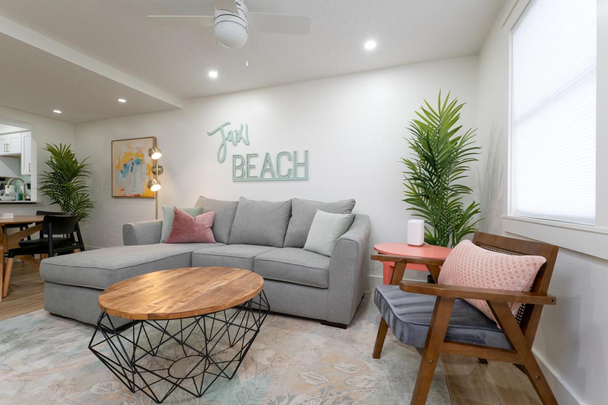 Be A Nomad Lovely 2Br 1Blk From The Ocean 杰克逊维尔海滩 外观 照片