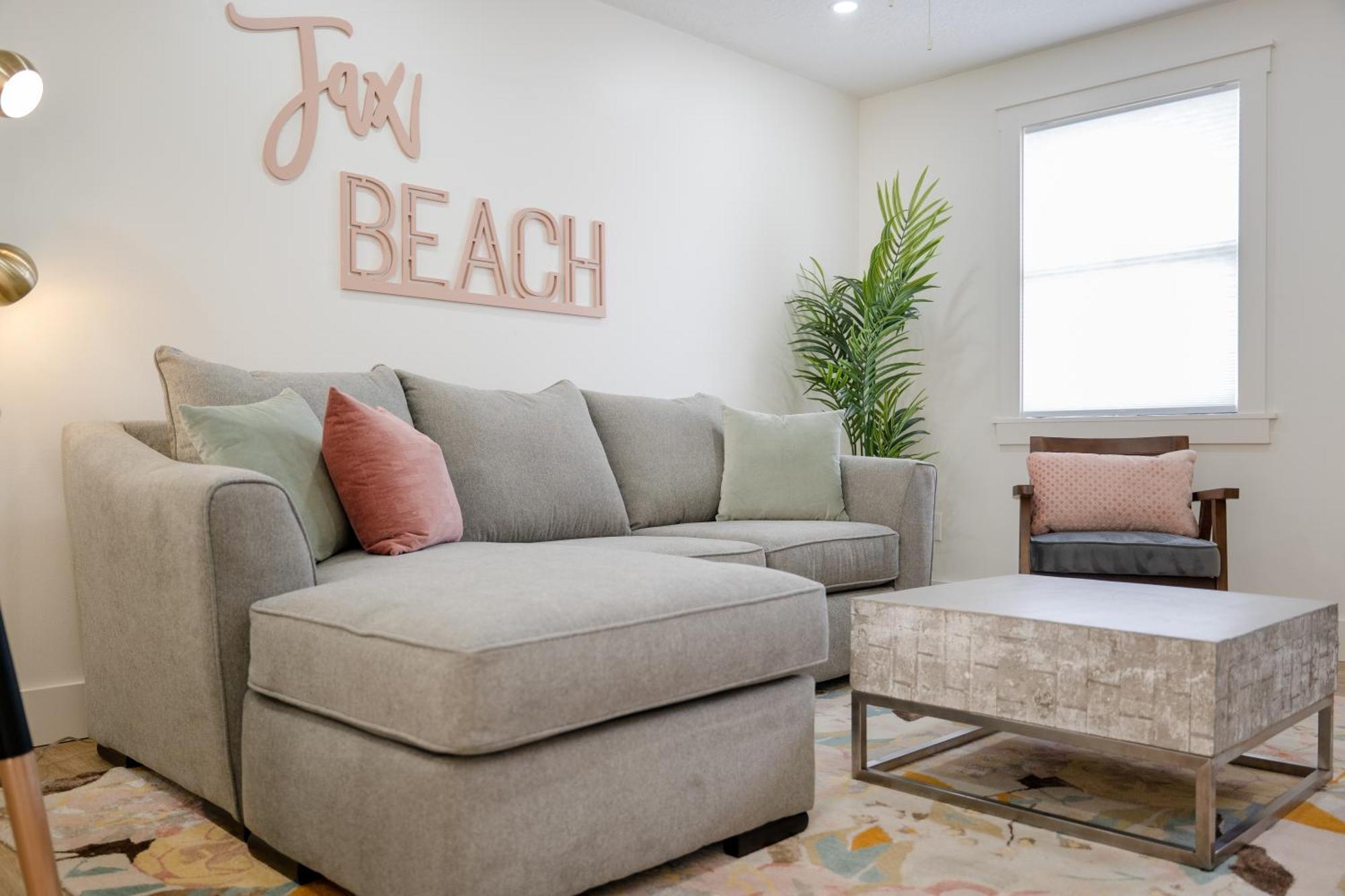 Be A Nomad Lovely 2Br 1Blk From The Ocean 杰克逊维尔海滩 外观 照片